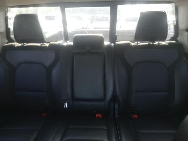 Photo of 2022 Diamond Black Crystal Pearlcoat RAM 1500