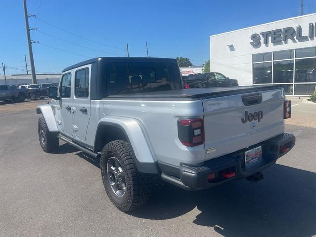 Photo of 2023 Silver Zynith Clearcoat Jeep Gladiator