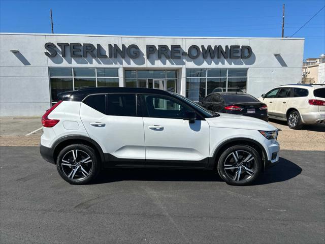 2021 Volvo XC40