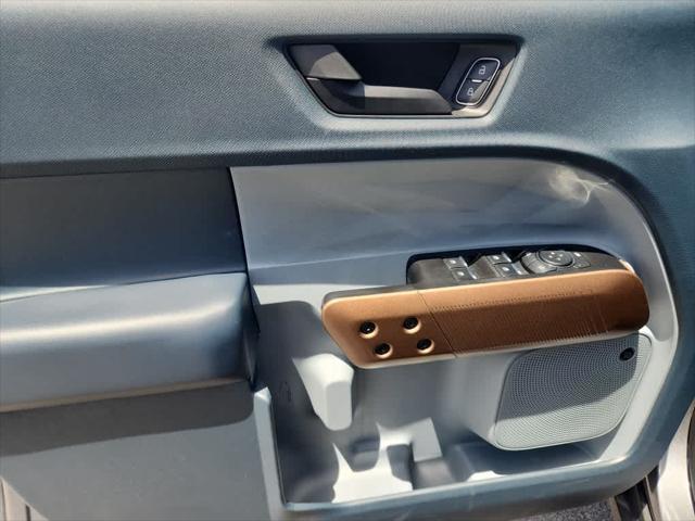 Photo of 2024 Carbonized Gray Metallic Ford Maverick