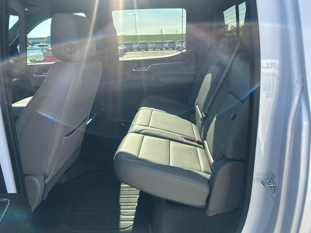 Photo of 2023 White Frost Tricoat GMC Sierra 1500