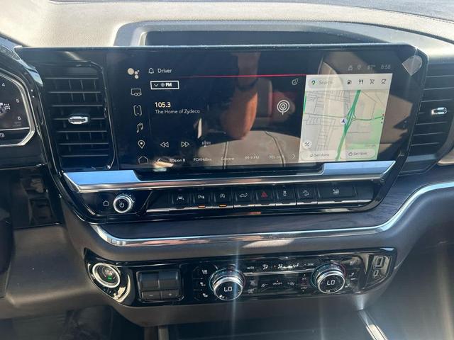 Photo of 2023 White Frost Tricoat GMC Sierra 1500