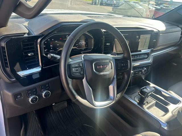 Photo of 2023 White Frost Tricoat GMC Sierra 1500