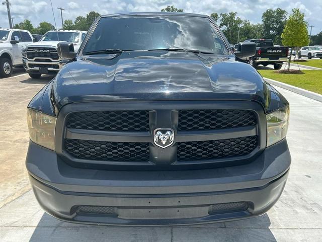 Photo of 2019 Diamond Black Crystal Pearlcoat RAM 1500