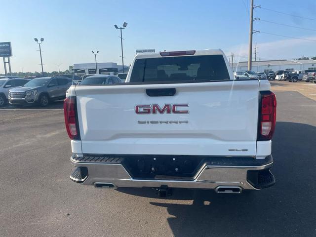 Photo of 2024 Summit White GMC Sierra 1500