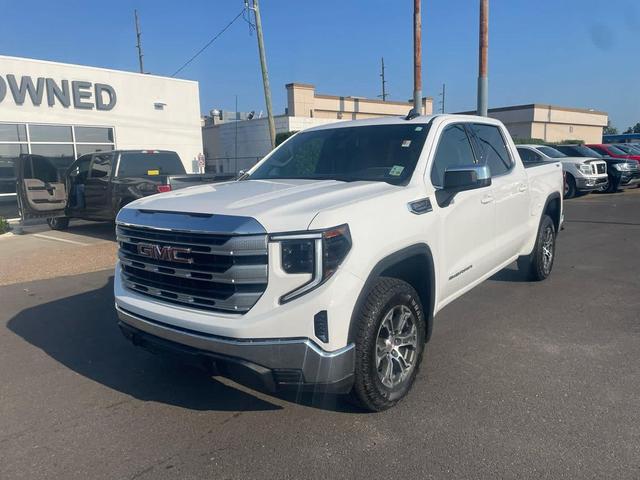 Photo of 2024 Summit White GMC Sierra 1500
