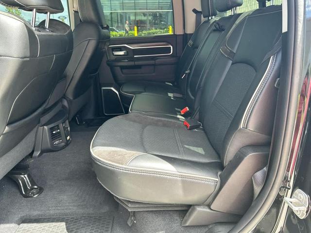 Photo of 2024 Diamond Black Crystal Pearlcoat RAM 2500