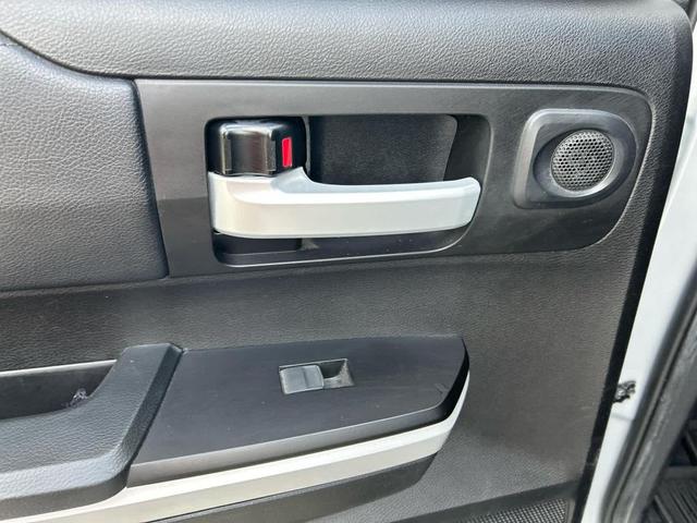 Photo of 2021 Cement Toyota Tundra
