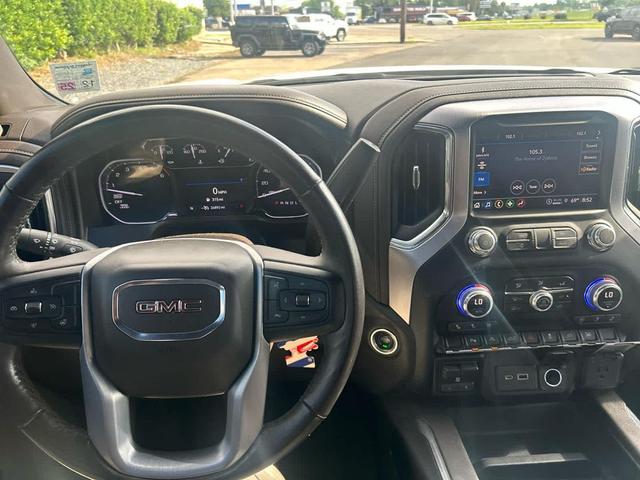Photo of 2021 Summit White GMC Sierra 1500