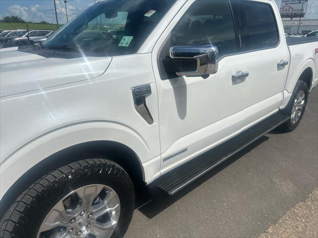 Photo of 2021 Star White Metallic Tri-Coat Ford F-150