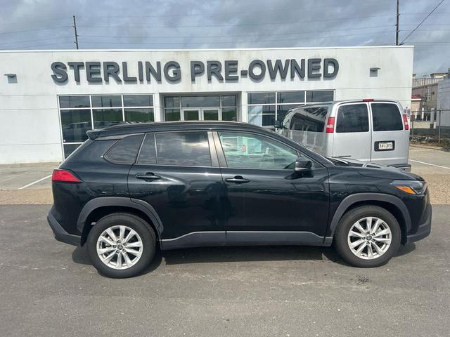 Photo of 2022 Jet Black Toyota Corolla Cross