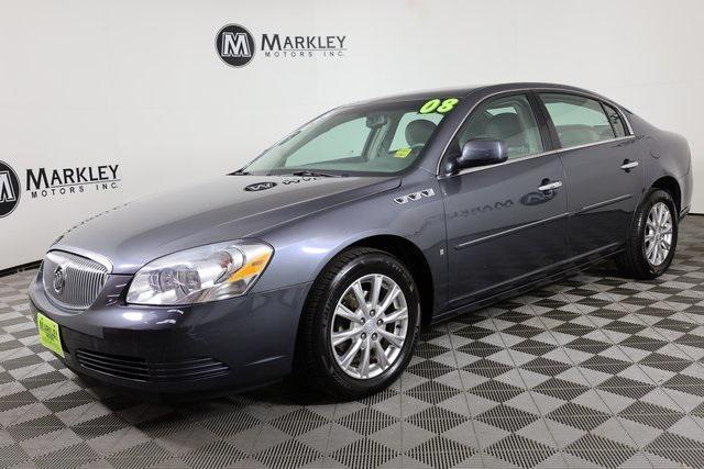 Photo of 2009 Cyber Gray Metallic Buick Lucerne