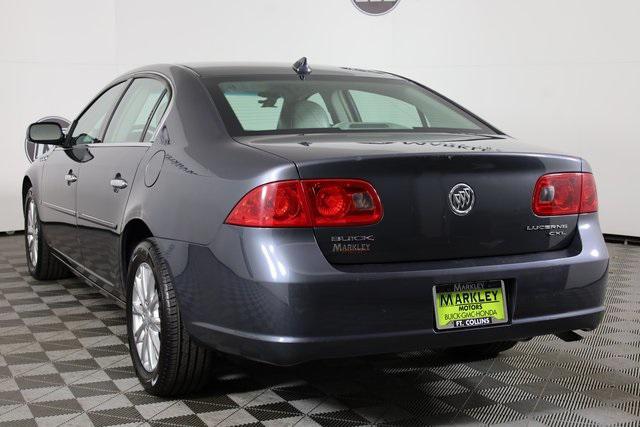 Photo of 2009 Cyber Gray Metallic Buick Lucerne
