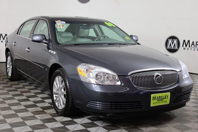 Photo of 2009 Cyber Gray Metallic Buick Lucerne