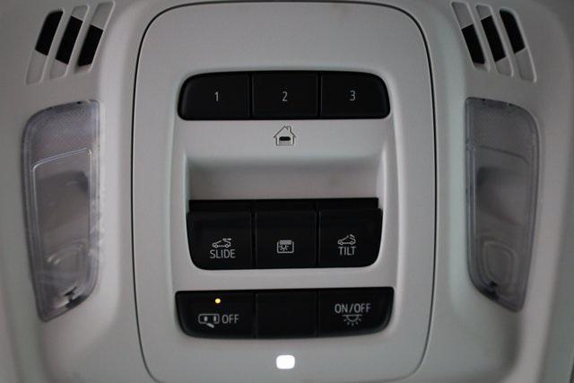 Photo of 2025 Calypso Blue Metallic Buick Envision