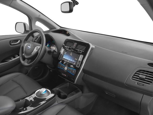 Photo of 2017 Brilliant Silver Nissan Leaf