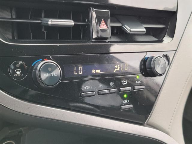 Photo of 2023 Gray Toyota Camry