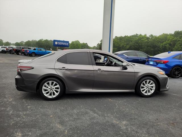 Photo of 2023 Gray Toyota Camry