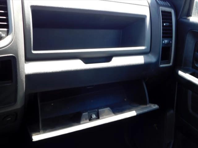 Photo of 2019 Maroon RAM 1500