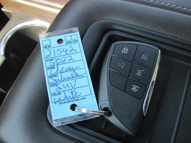 Photo of 2022 White Chevrolet Suburban