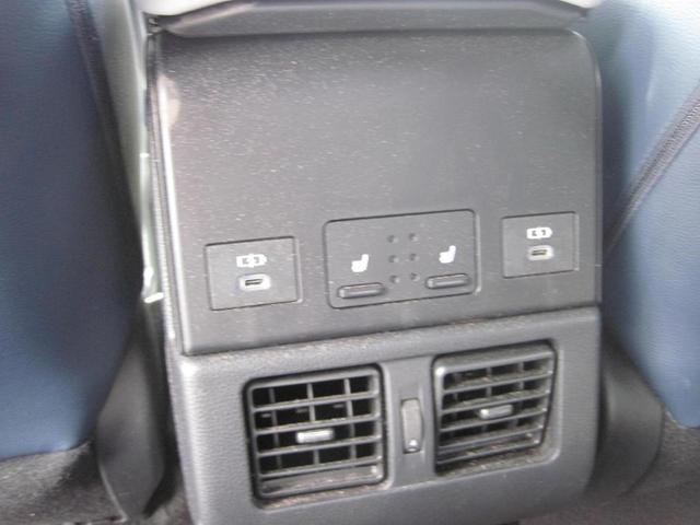Photo of 2023 Cosmic White Pearl Subaru Solterra