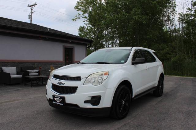 Photo of 2014 Summit White Chevrolet Equinox