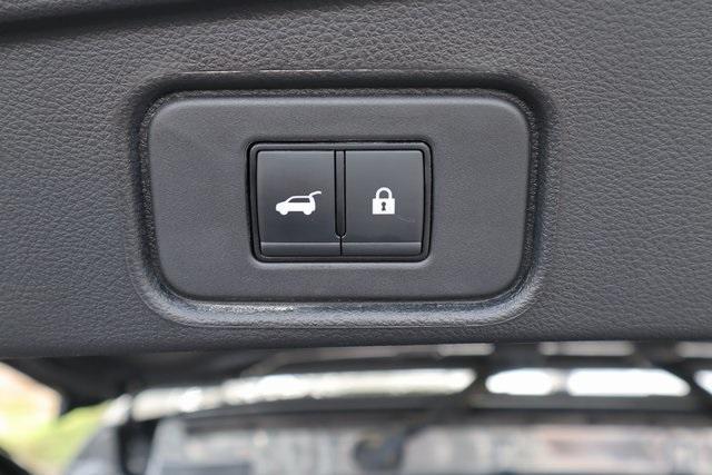 Photo of 2023 Gun Metallic Nissan Pathfinder