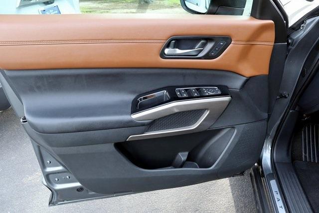 Photo of 2023 Gun Metallic Nissan Pathfinder