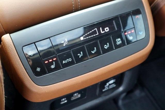 Photo of 2023 Gun Metallic Nissan Pathfinder