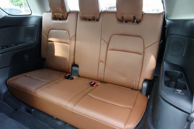 Photo of 2023 Gun Metallic Nissan Pathfinder