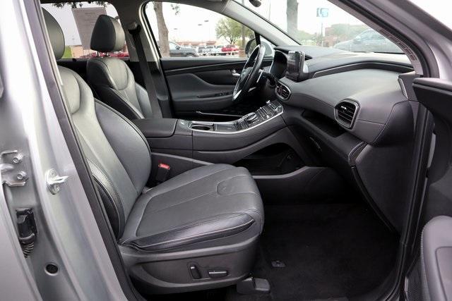 Photo of 2023 Shimmering Silver Pearl Hyundai SANTA FE