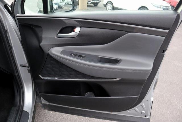 Photo of 2023 Shimmering Silver Pearl Hyundai SANTA FE