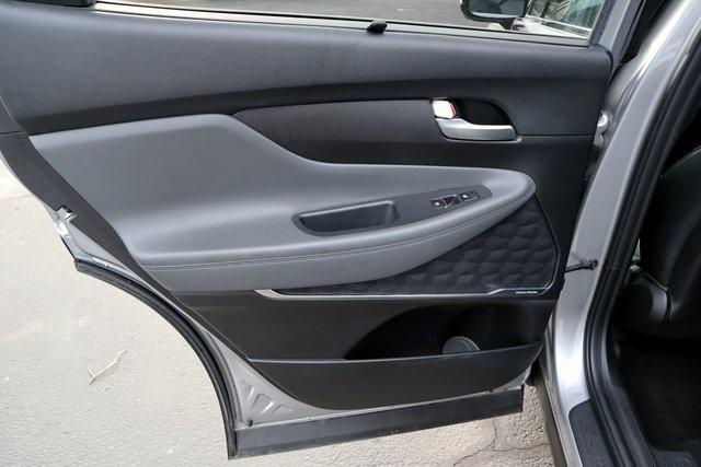 Photo of 2023 Shimmering Silver Pearl Hyundai SANTA FE