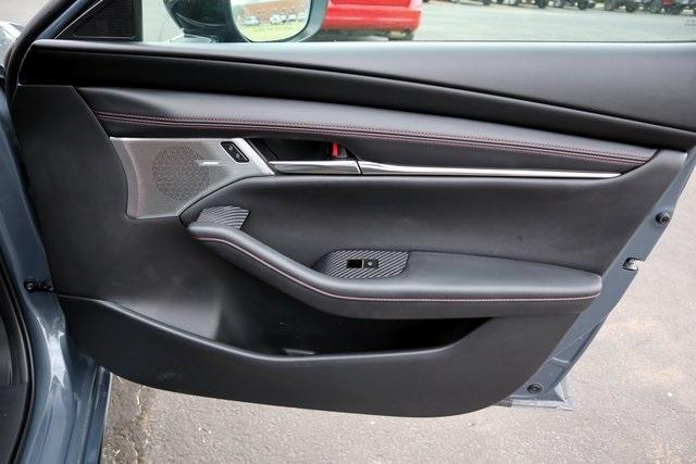 Photo of 2023 Polymetal Gray Metallic Mazda Mazda3