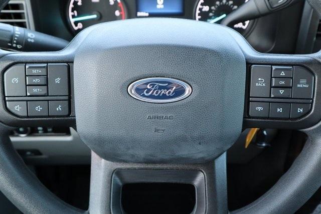Photo of 2023 Oxford White Ford F-250