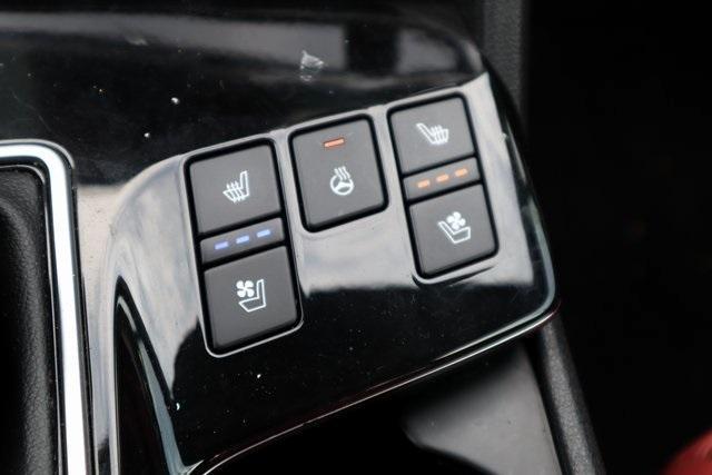 Photo of 2023 Wolf Gray Kia Sportage