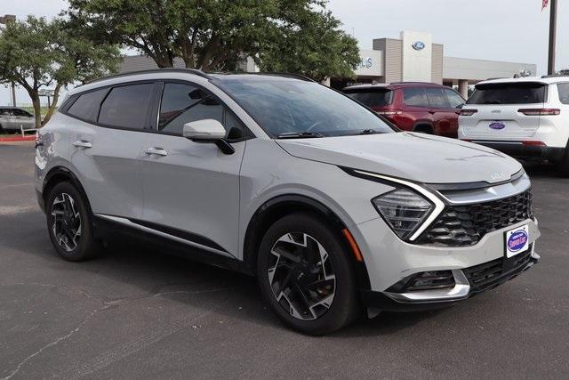 Photo of 2023 Wolf Gray Kia Sportage