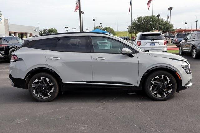 Photo of 2023 Wolf Gray Kia Sportage