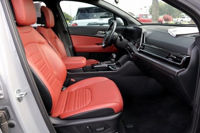 Photo of 2023 Wolf Gray Kia Sportage