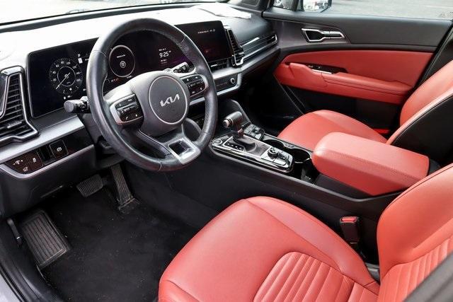 Photo of 2023 Wolf Gray Kia Sportage