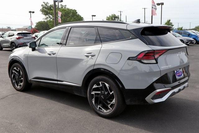 Photo of 2023 Wolf Gray Kia Sportage
