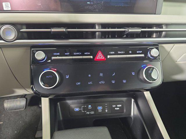 Photo of 2025 Serenity White Pearl Hyundai TUCSON