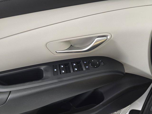 Photo of 2025 Serenity White Pearl Hyundai TUCSON