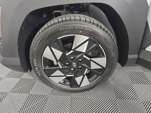 Photo of 2025 Atlas White Hyundai KONA