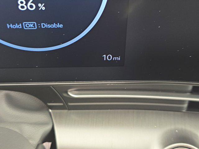 Photo of 2025 Atlas White Hyundai KONA