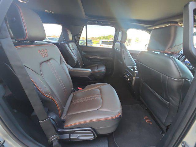 Photo of 2020 Iconic Silver Metallic Ford Expedition