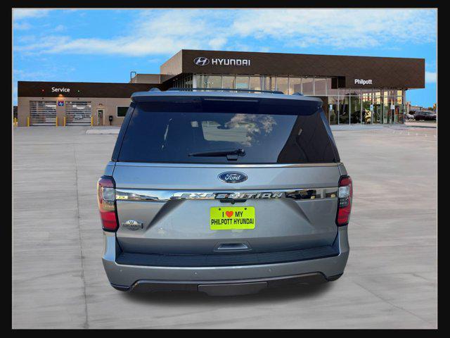Photo of 2020 Iconic Silver Metallic Ford Expedition