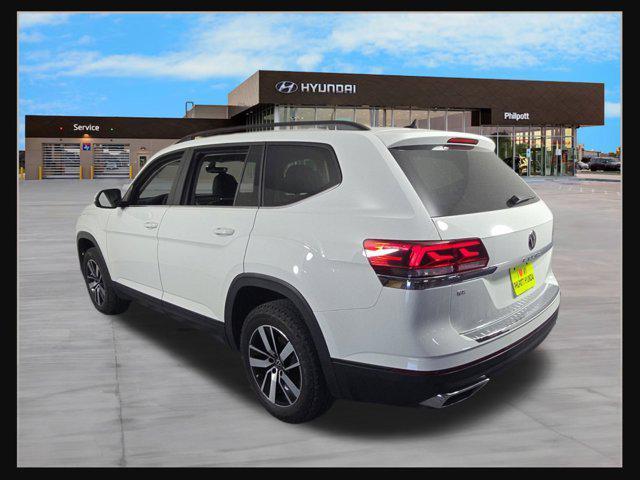 Photo of 2021 Pure White Volkswagen Atlas