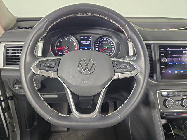 Photo of 2021 Pure White Volkswagen Atlas