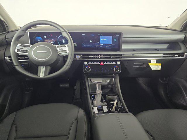 Photo of 2025 Phantom Black Hyundai TUCSON
